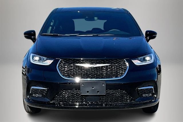 New 2026 Chrysler Pacifica Select 4D Passenger Van