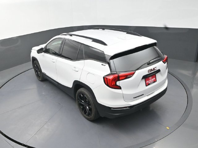 Used 2019 White GMC SLT image 30