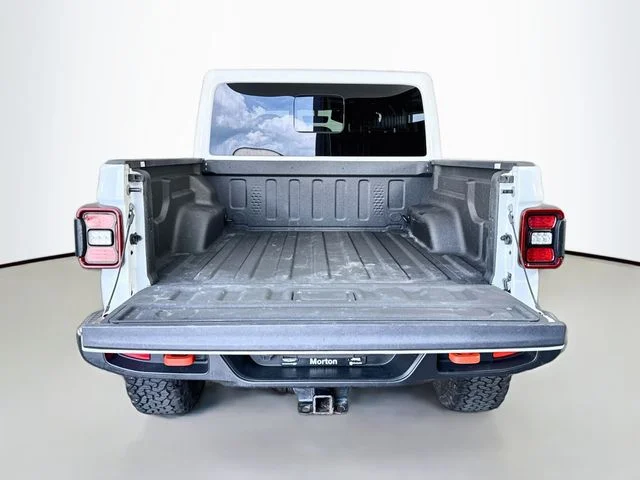 Used 2021 White Jeep Mojave image 6