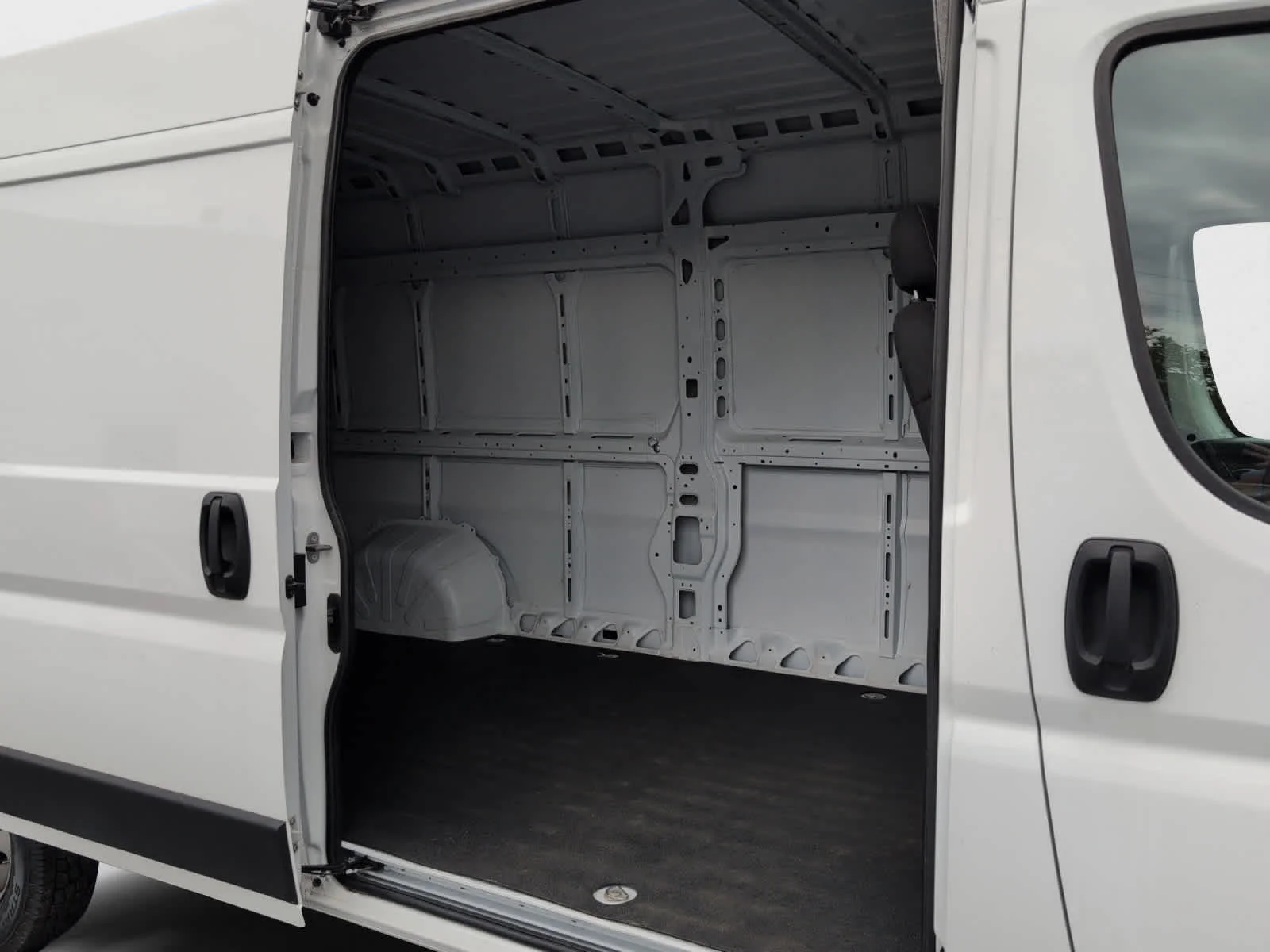 Used 2023 Bright White Clearcoat Ram  image 19