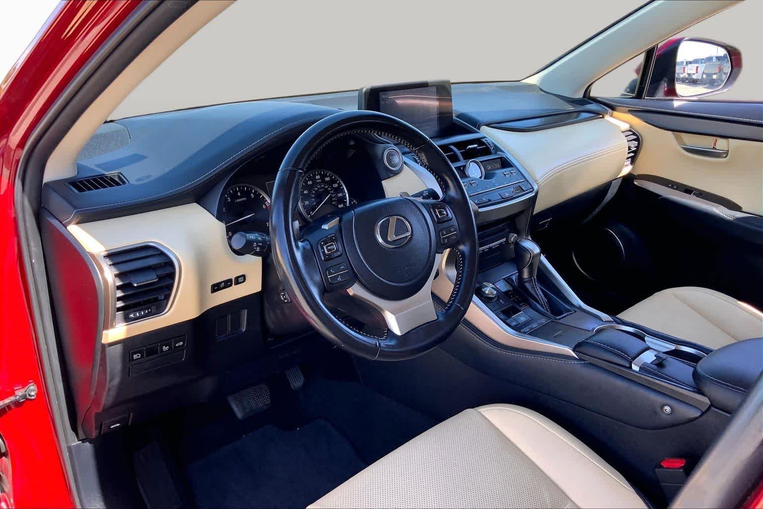 Used 2021 Matador Red Mica Lexus  image 17