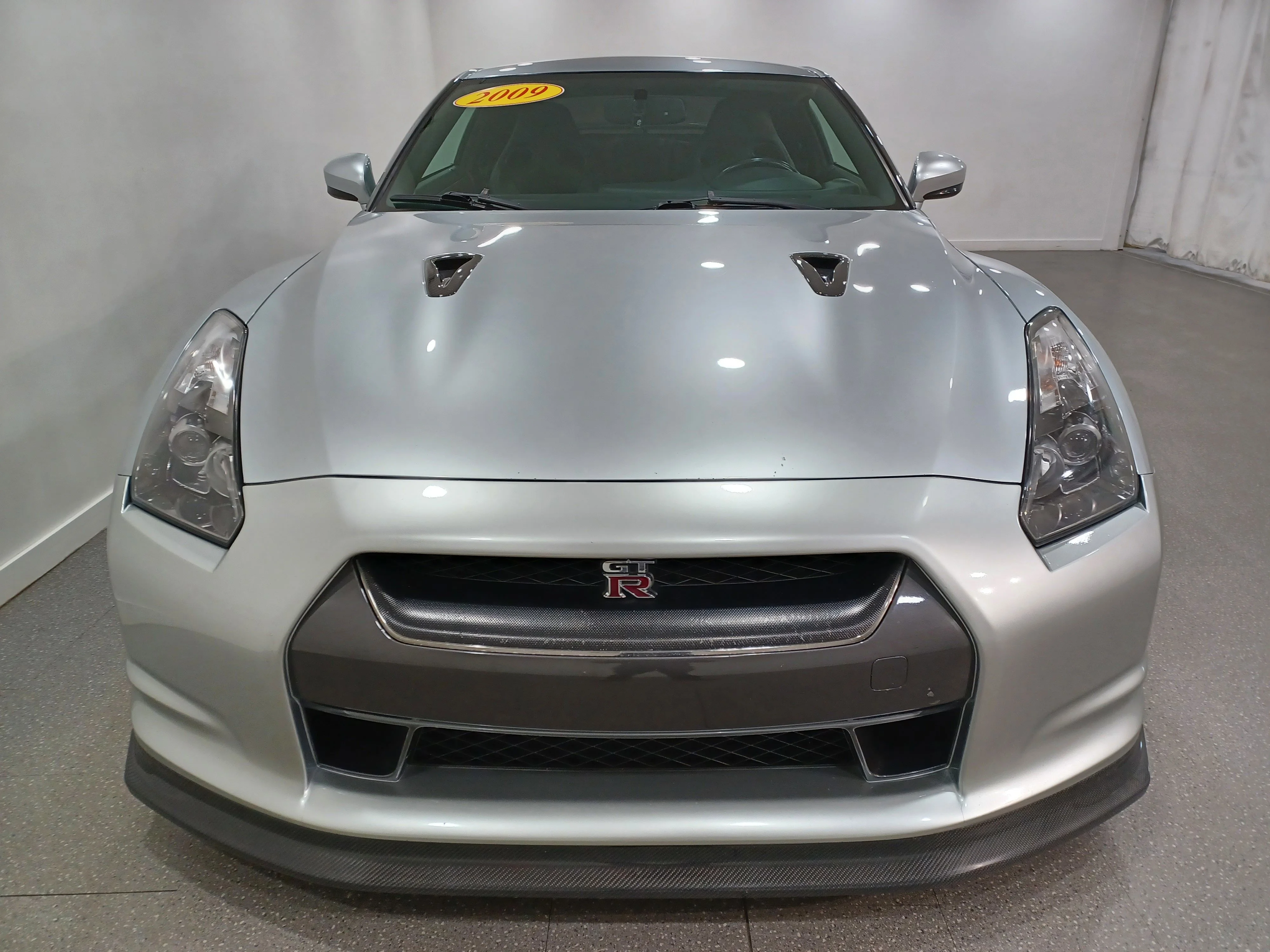 Used 2009 Silver Nissan Premium AWD*480HP!!! | Advan Wheels | Brembo Brakes | Htd Alcantara Seats | Bose Audio | Nav image 3