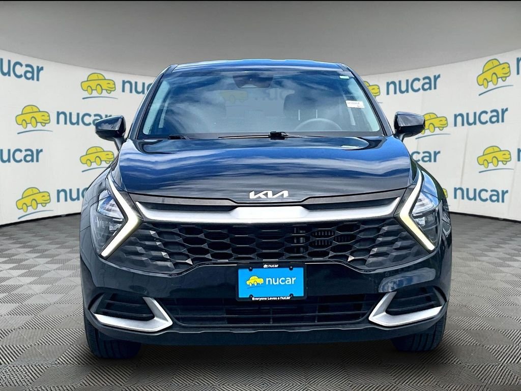 Used 2023 Fusion Black Kia LX image 2