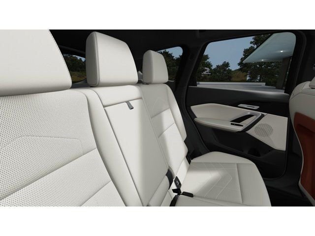 New 2027 Cape York Green Metallic BMW xDrive28i image 12