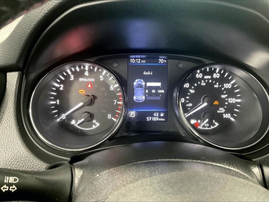 Used 2020 White Nissan S image 24