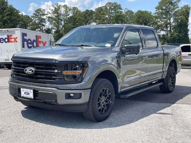 New 2026 Carbonized Gray Metallic Ford XLT image 55