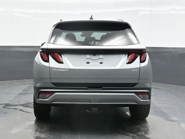 New 2026 Silver Hyundai SEL Plus image 2