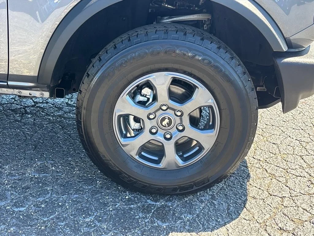 2021 Ford Bronco Base - Photo 10