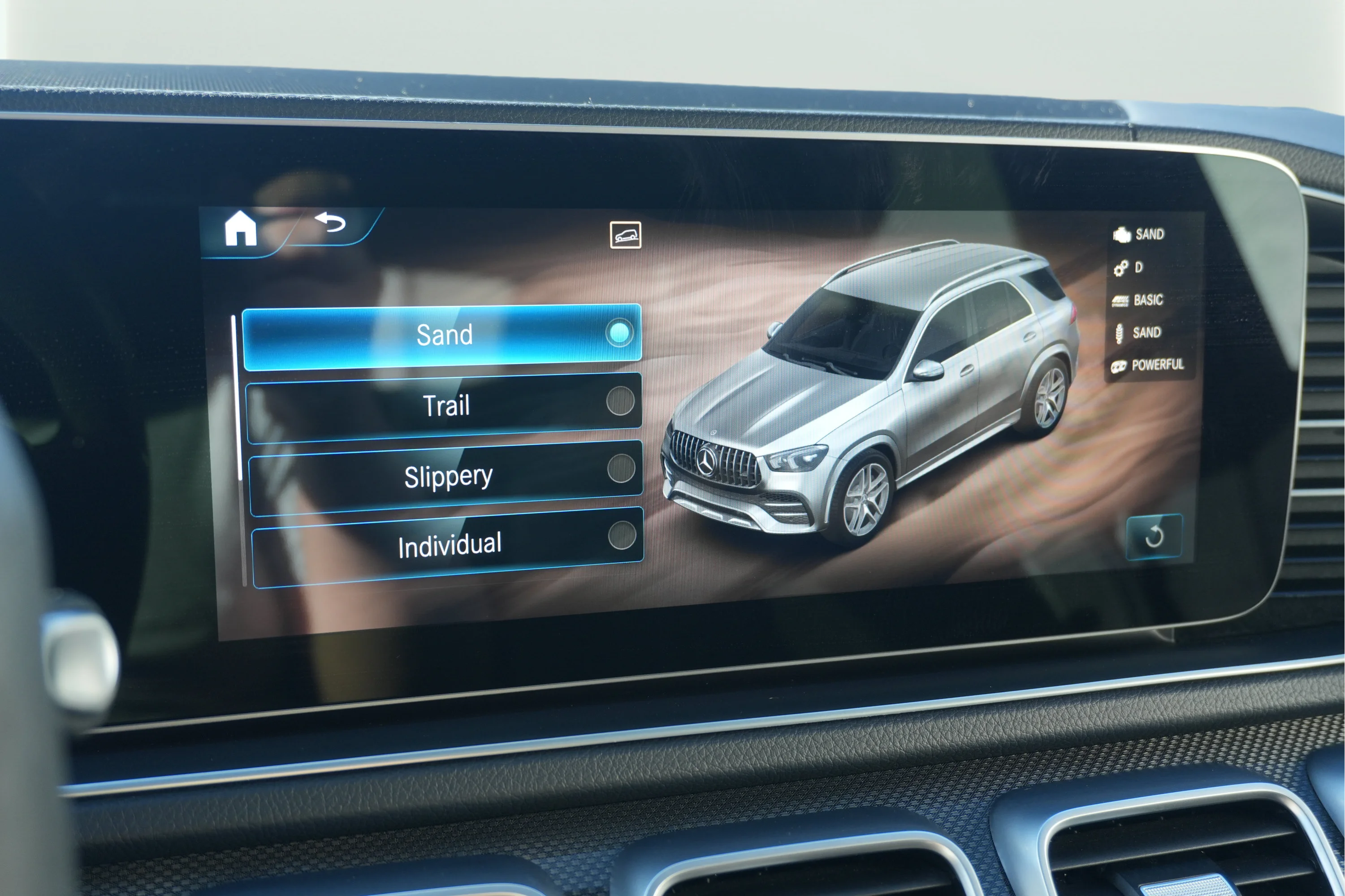 Used 2021 Obsidian Black Metallic Mercedes-Benz AMG® GLE 53 image 32