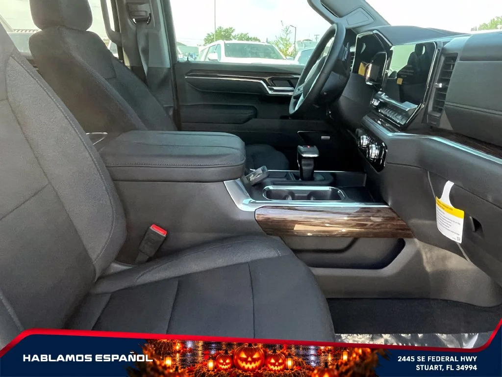 New 2026 Sterling Metallic GMC Elevation image 20