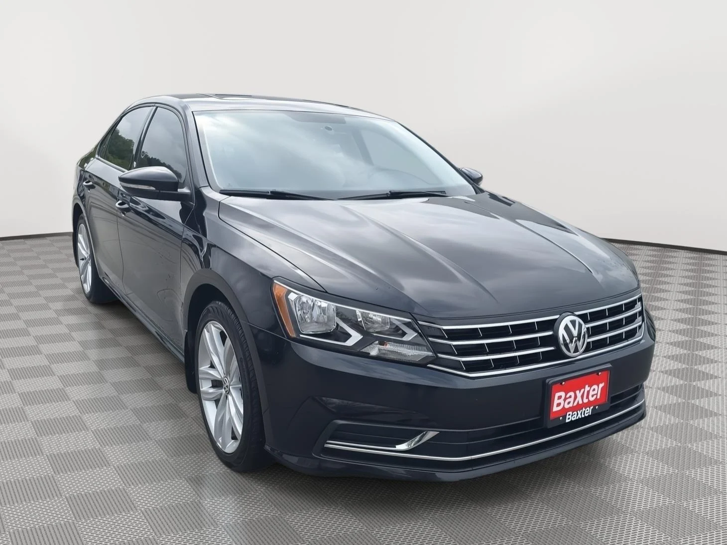 2019 Volkswagen Passat 2.0T Wolfsburg Edition Auto's photo