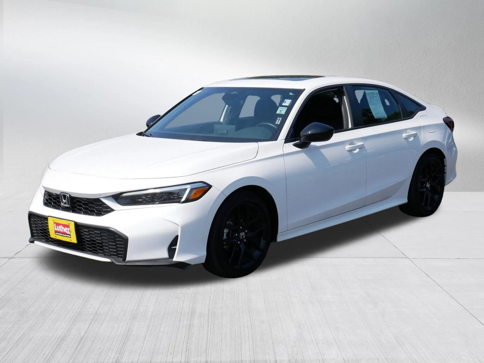 Used 2025 Platinum White Pearl Honda Sport image 3