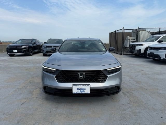 Used 2023  Honda Sport-L image 2