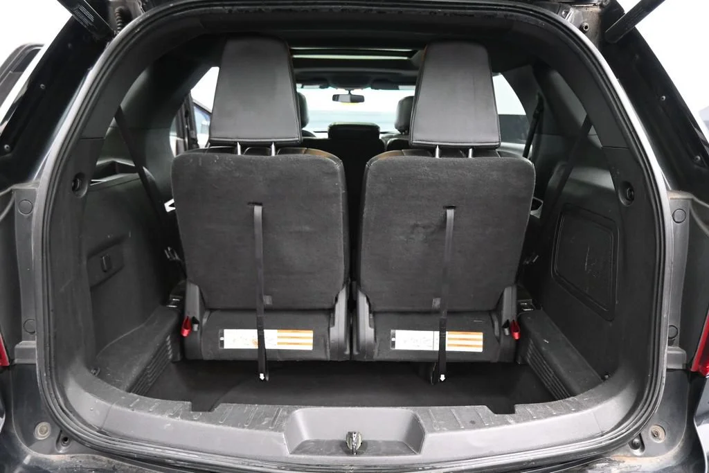 Used 2013 Black Ford Limited image 26