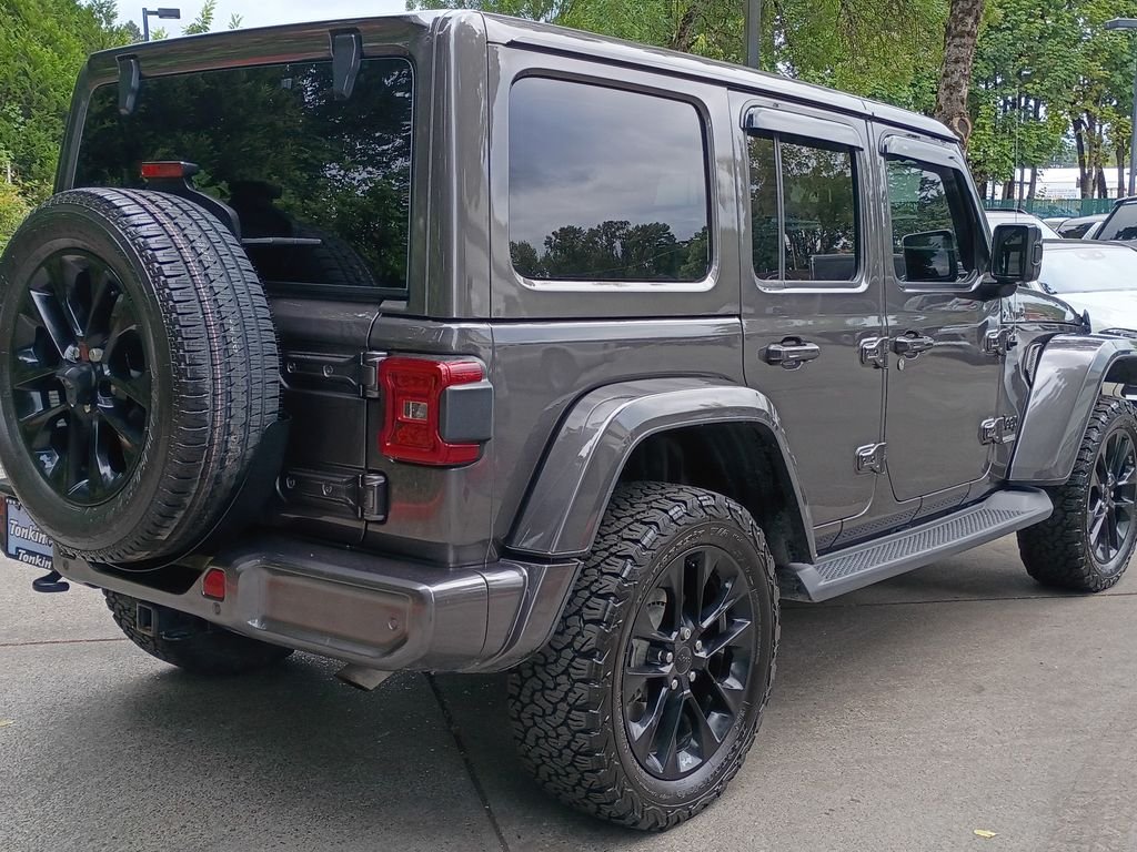 Used 2021 Gray Jeep Unlimited Sahara image 4