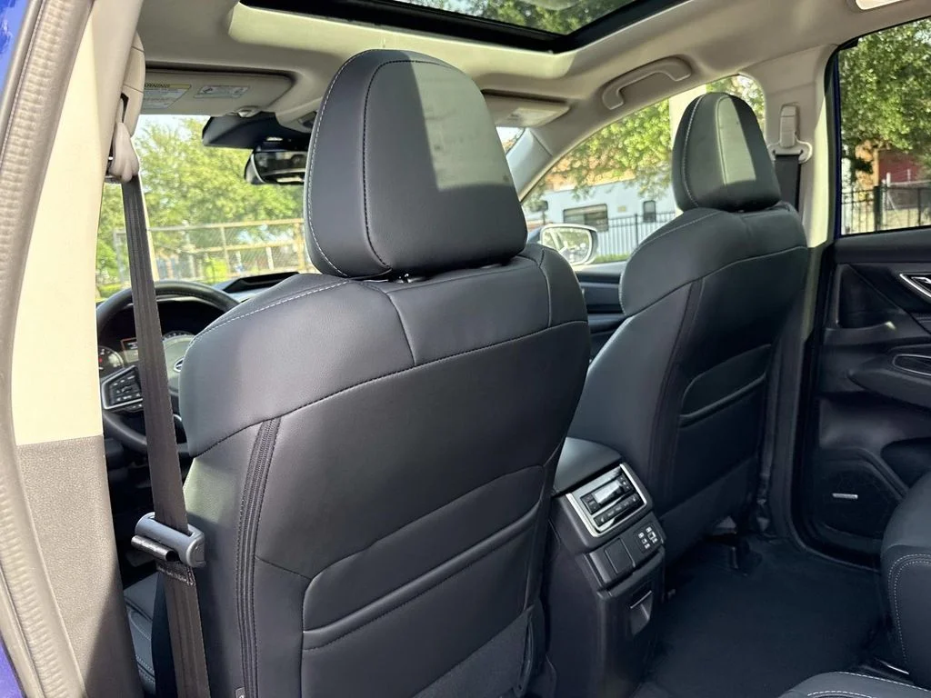 New 2026 SAPPHIRE BLUE PEARL Subaru Limited 7-Passenger image 12