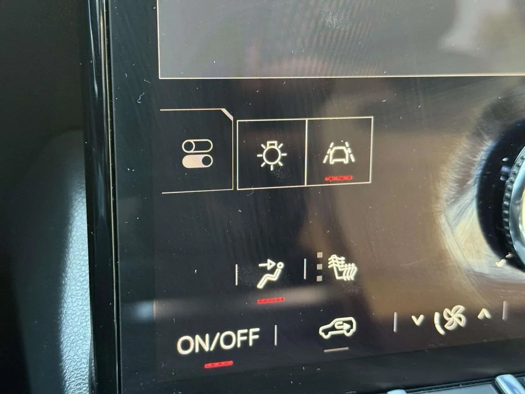 Used 2026 White GMC Elevation image 30