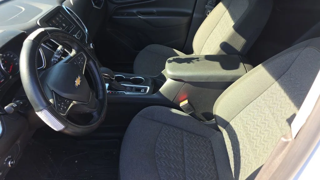 Used 2023 White Chevrolet LT image 15