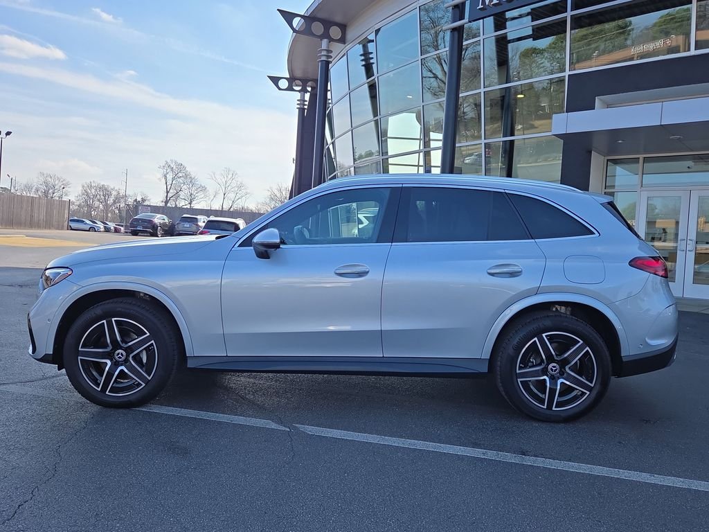 New 2026 Silver Mercedes-Benz GLC 350e image 2