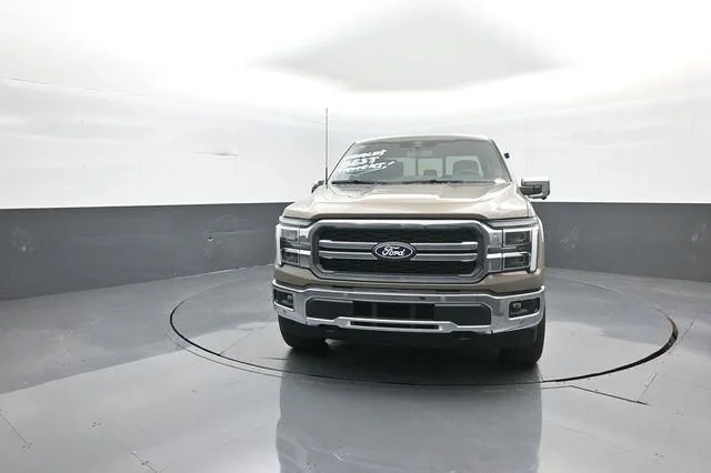 New 2026 Marsh Gray Ford Lariat® image 4