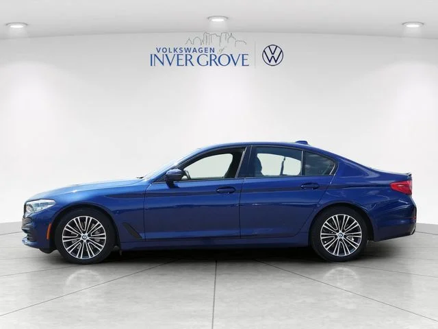 Used 2019 Blue Metallic BMW 540i xDrive image 4