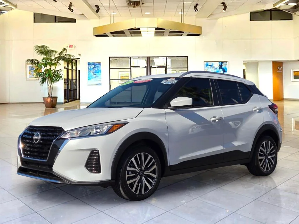 2023 Nissan Kicks 1.6 SV's photo