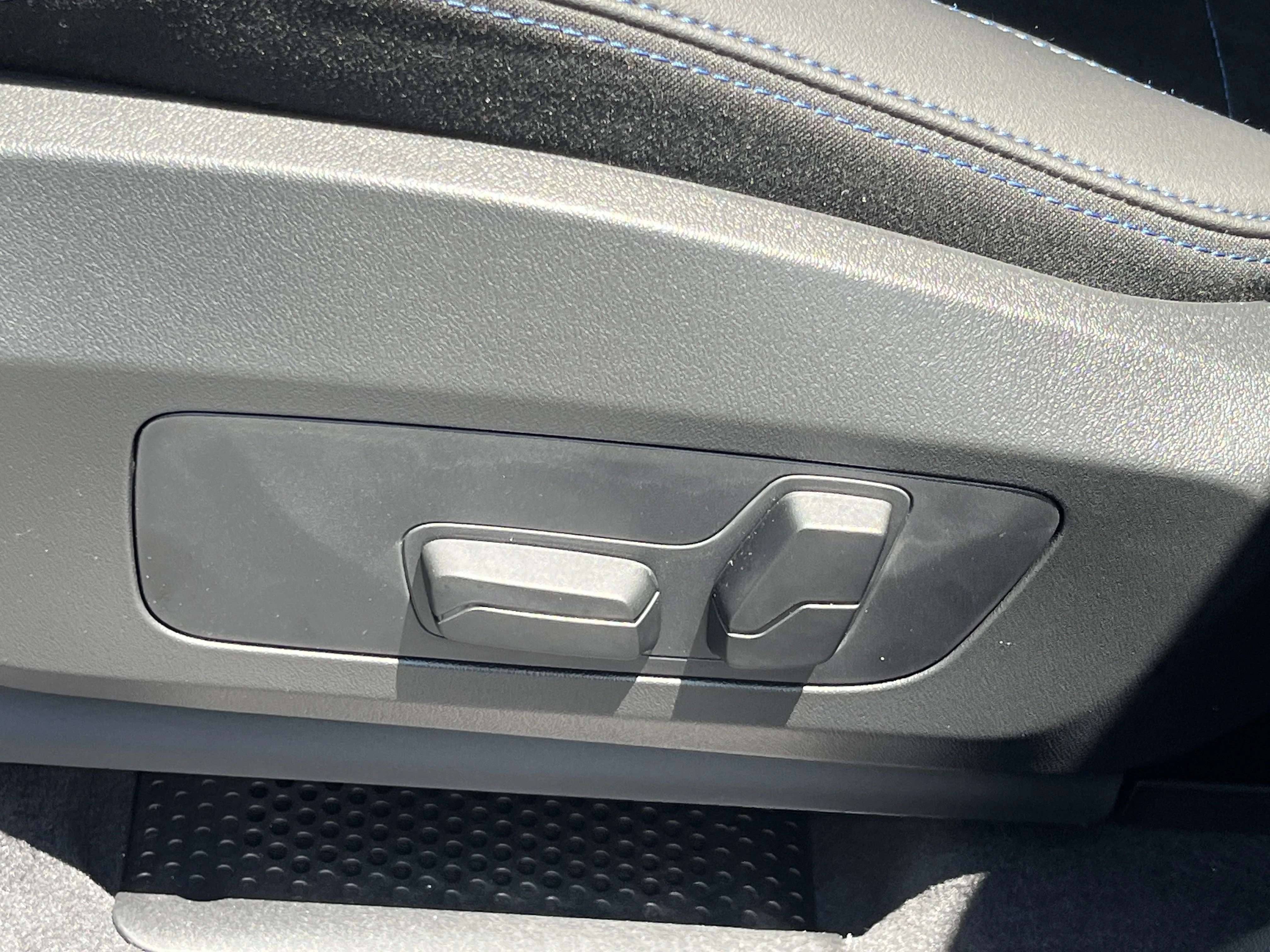 2025 BMW X1 XDrive28i - Photo 20