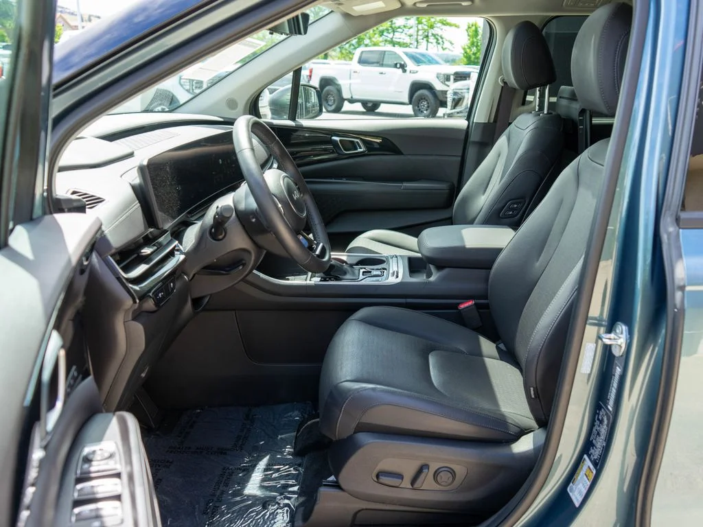 Certified Used 2025 Blue Kia SX Prestige image 11