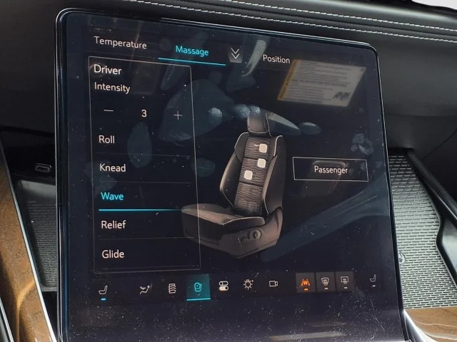 2026 Cadillac Escalade Platinum Sport - Photo 19