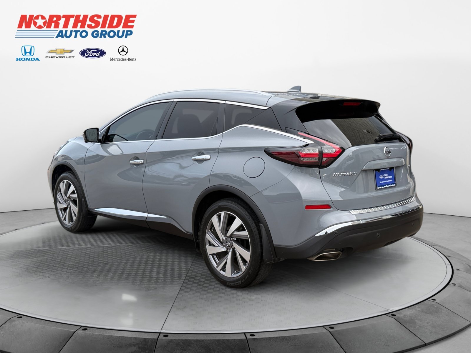 Used 2021 Boulder Gray Nissan SL image 5