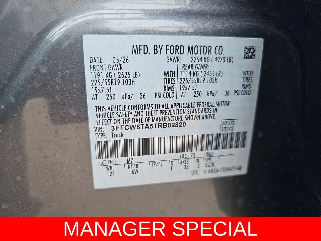 New 2026 Carbonized Gray Metallic Ford Lobo™ image 41