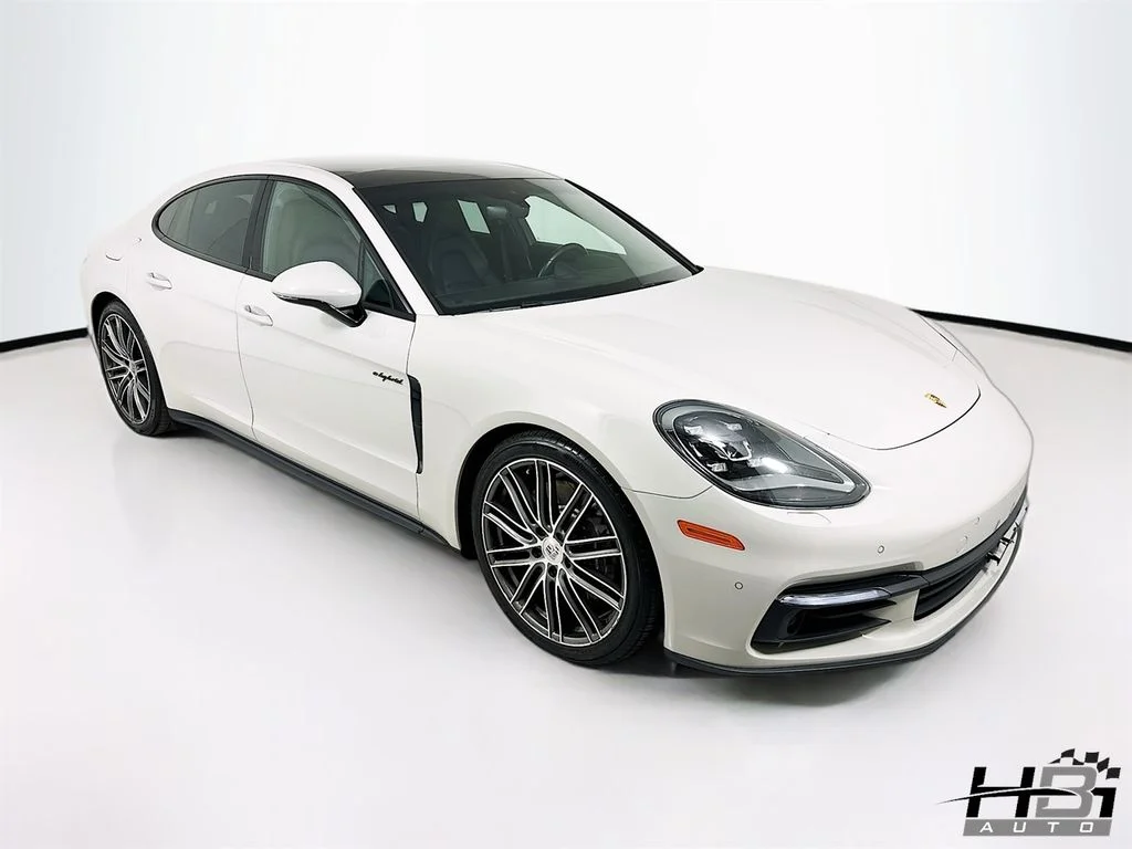 Used 2018 White Porsche 4 image 4