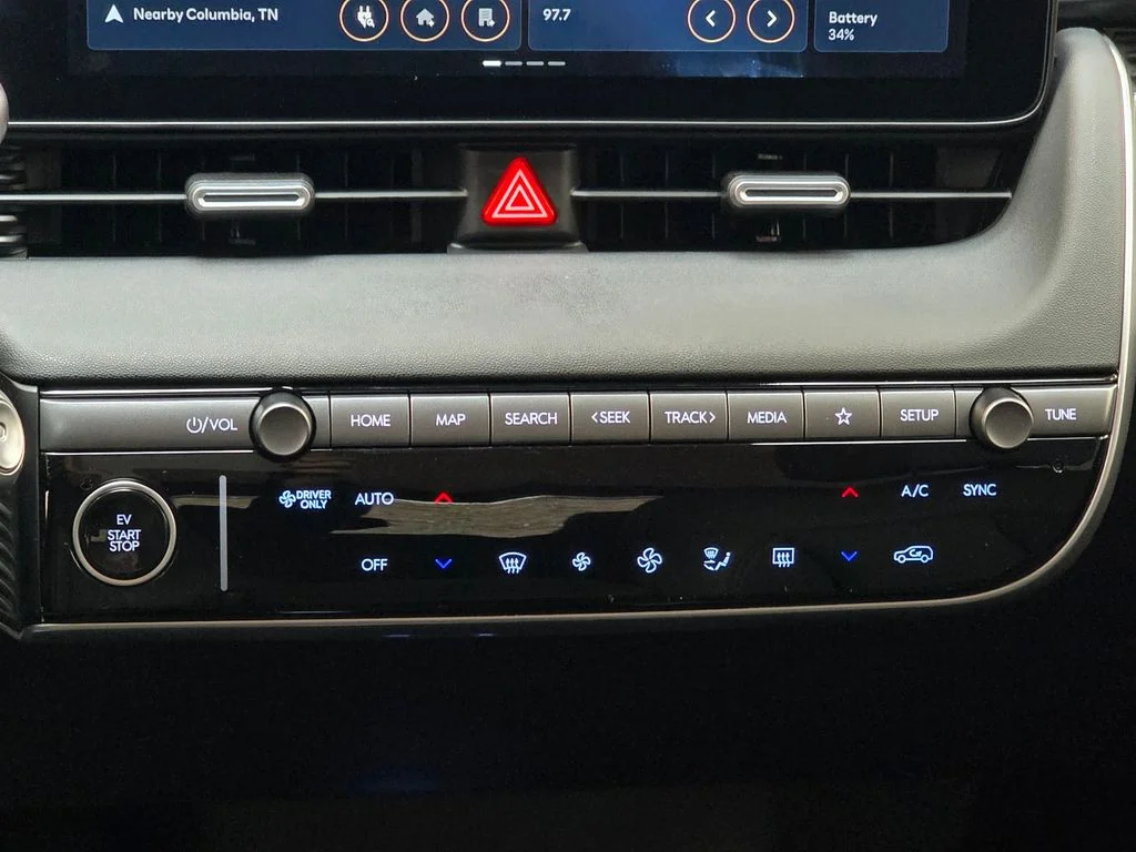 New 2026 Abyss Black Hyundai SEL image 20