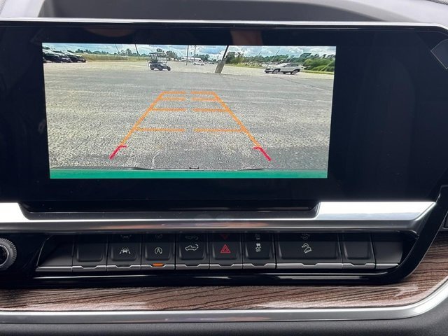 New 2026 Special Exterior Color Chevrolet LT image 16