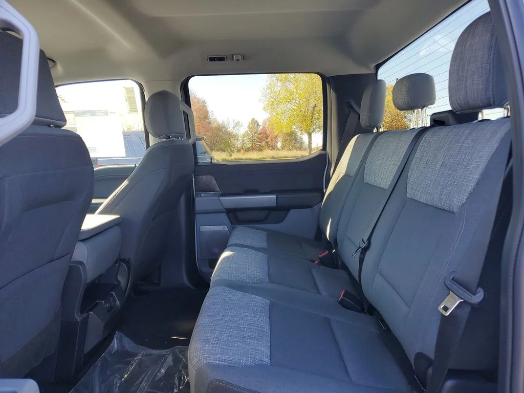 2026 Ford F-350 Super Duty XLT - Photo 25