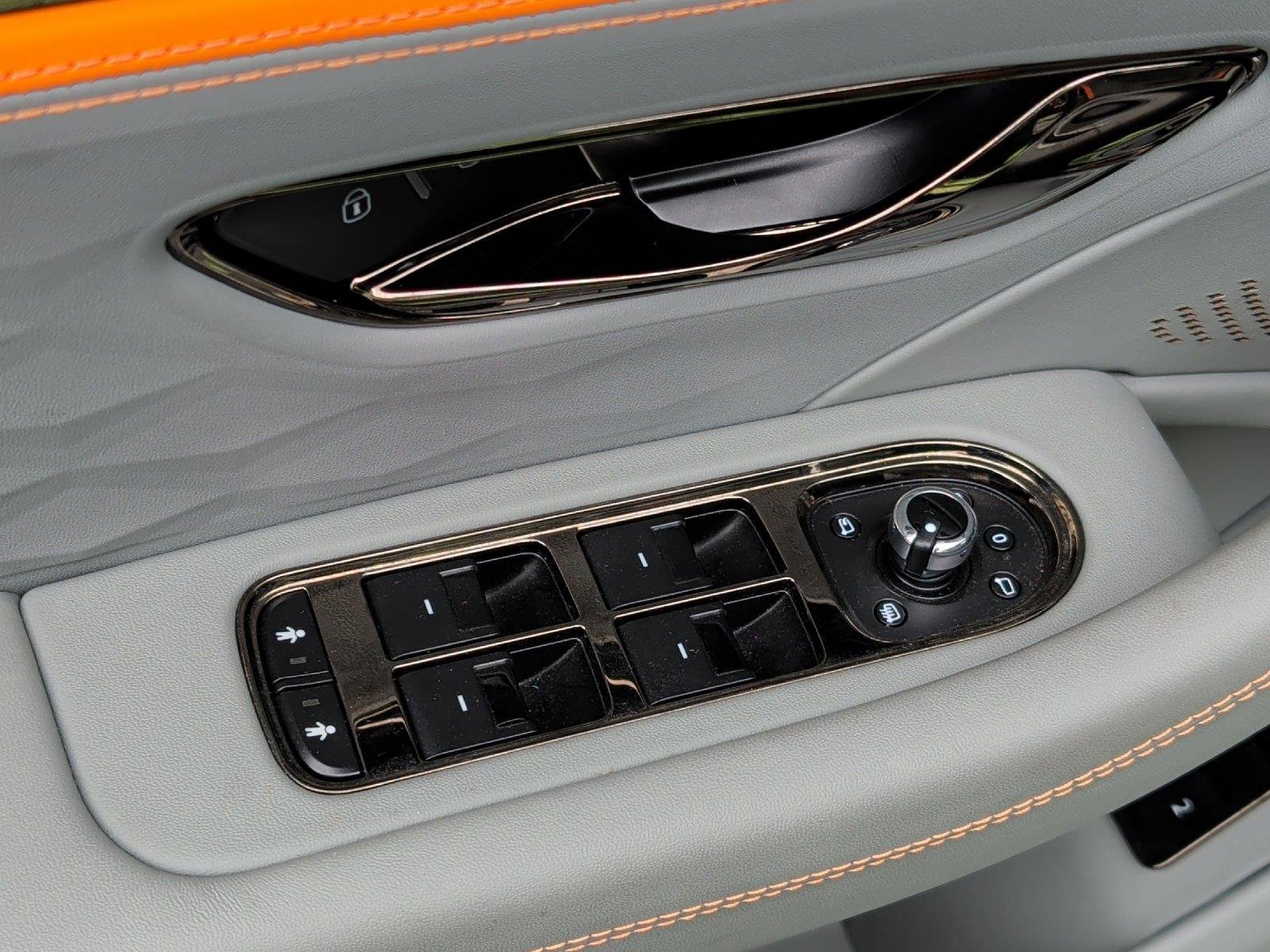 2025 Bentley Flying Spur Speed - Photo 22