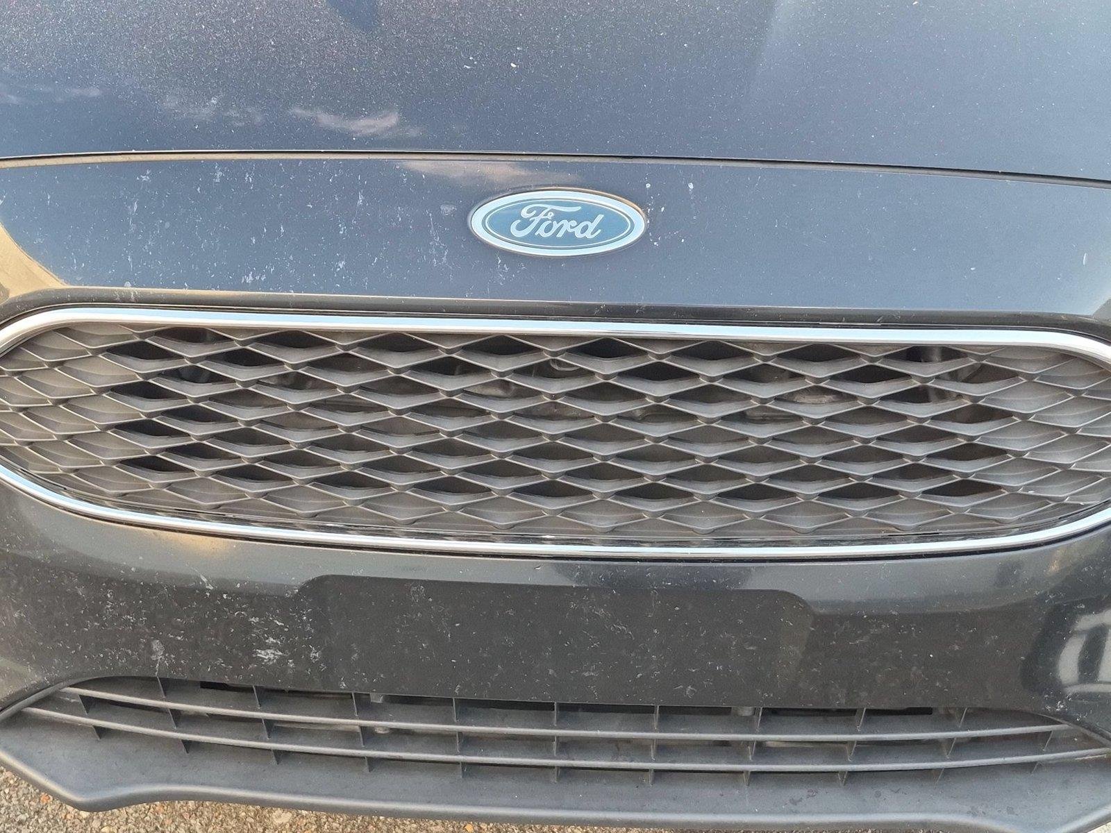 Used 2016 Shadow Black Ford SE image 13