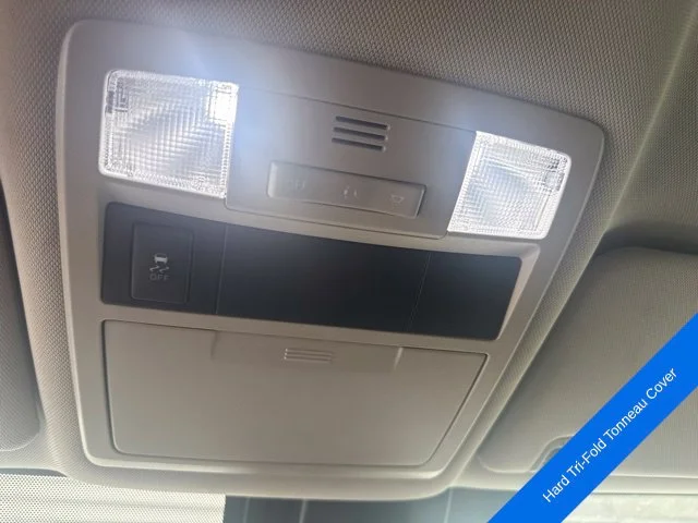 Used 2018 Quicksand Toyota SR5 image 16