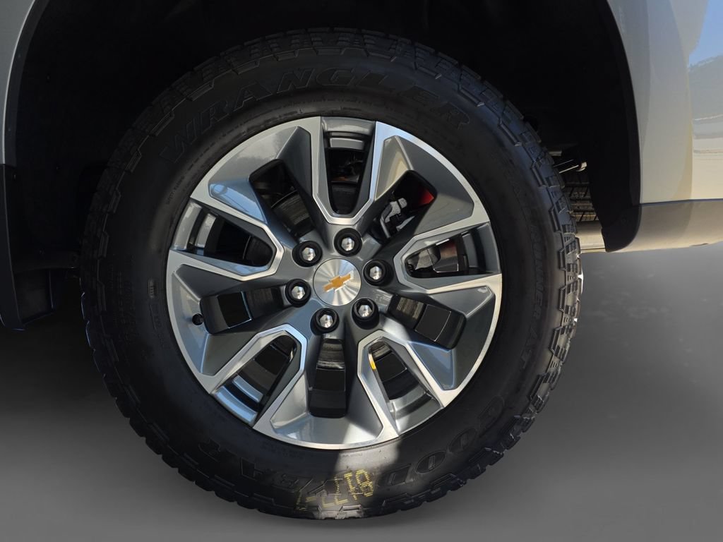New 2026 Sterling Gray Metallic Chevrolet LT image 8