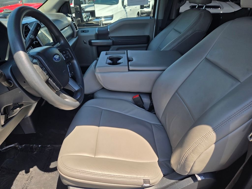Used 2022 White Ford XLT image 10