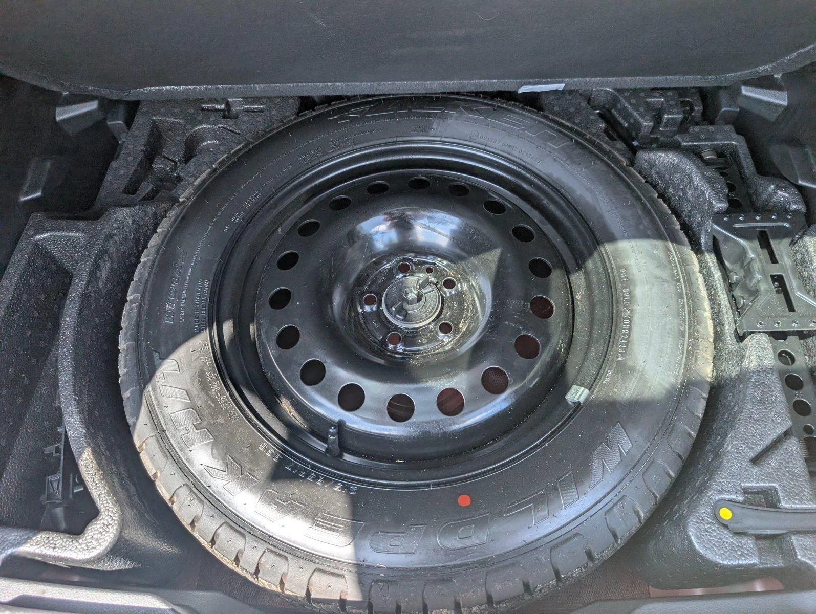 Used 2023 Colorado Red Clearcoat Jeep Trailhawk image 37