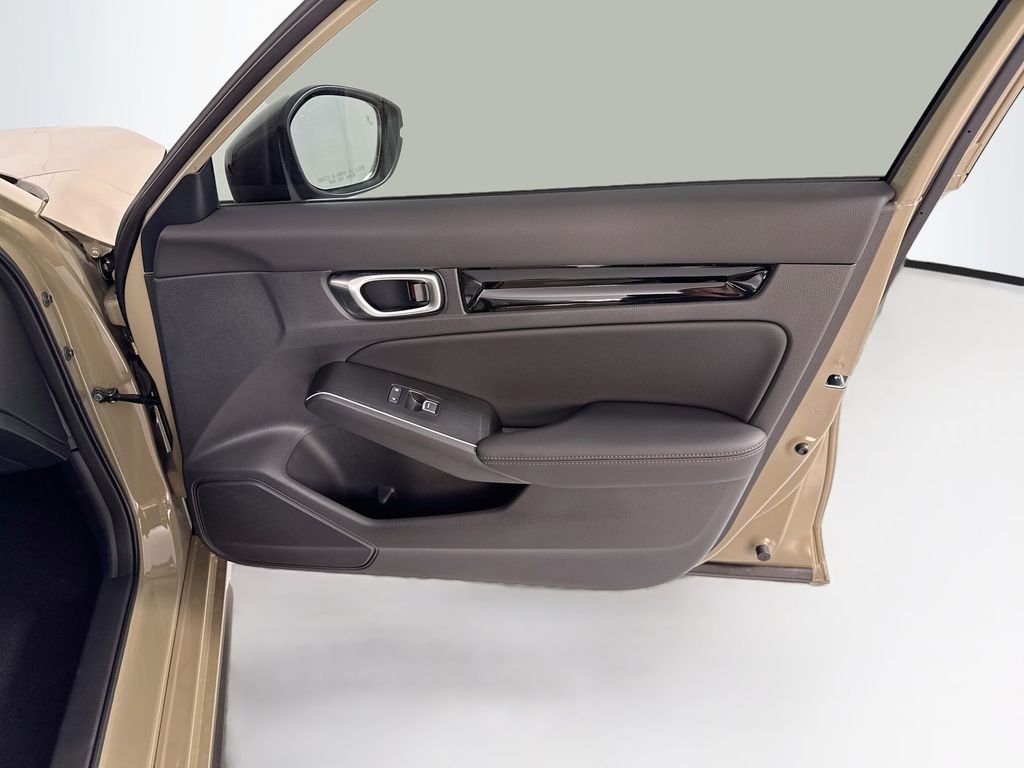 New 2026 Sand Dune Pearl Honda Sport Touring image 26