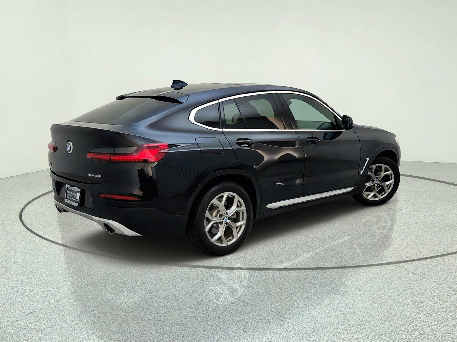 Used 2020 Jet Black BMW xDrive30i image 6