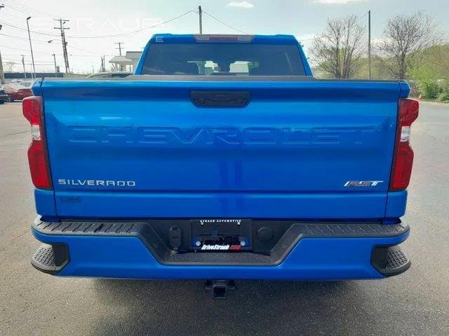Used 2026 Riptide Blue Metallic Chevrolet RST image 6