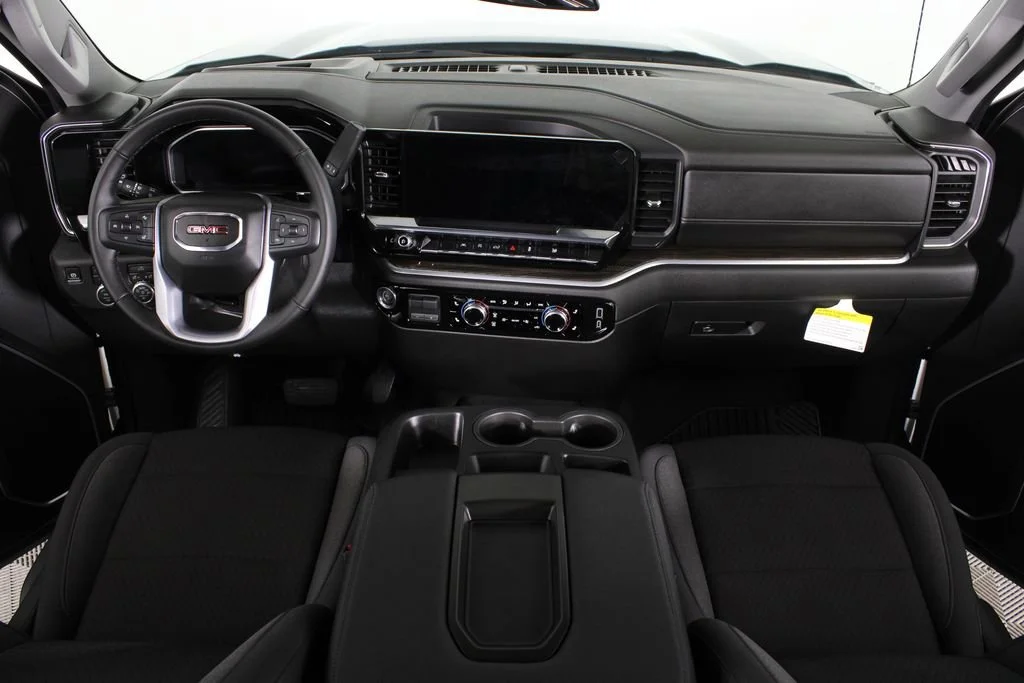 New 2026 Sterling Metallic GMC Elevation image 25