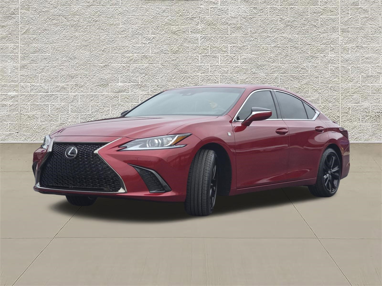 Used 2023 Matador Red Mica Lexus ES 350 F SPORT Handling image 3