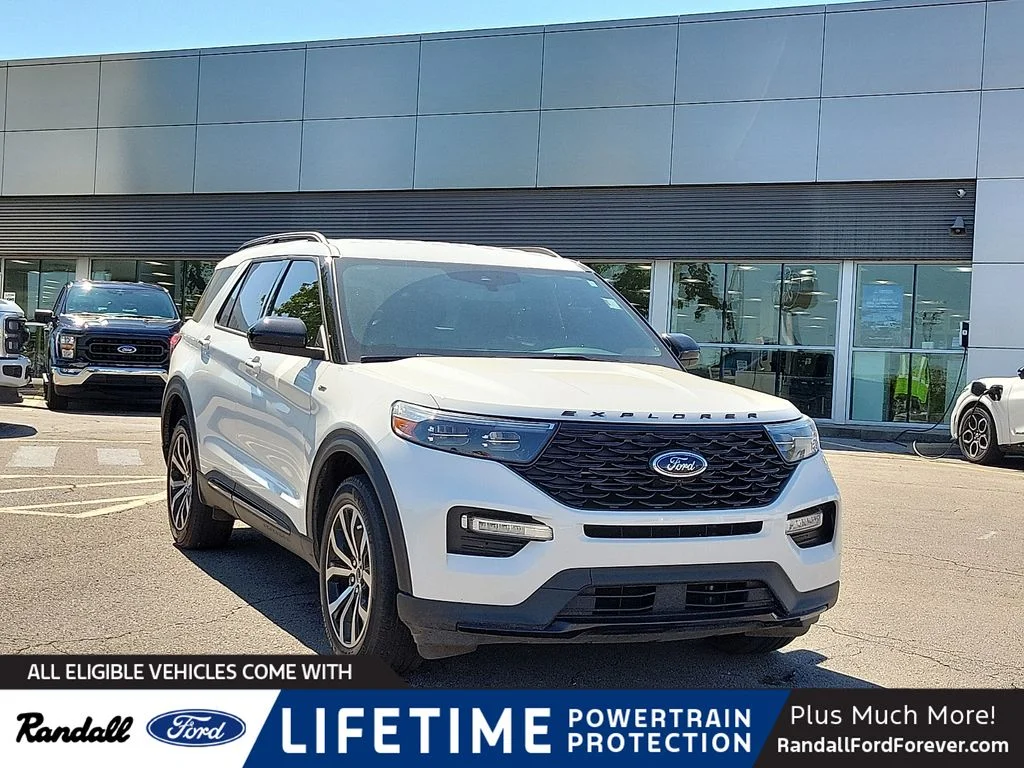 2023 Ford Explorer ST-LINE 4WD's photo