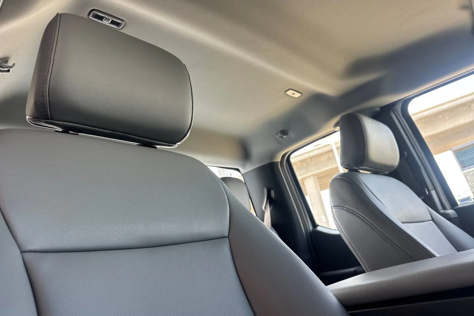 New 2026 Oxford White Ford F-250® XL image 15