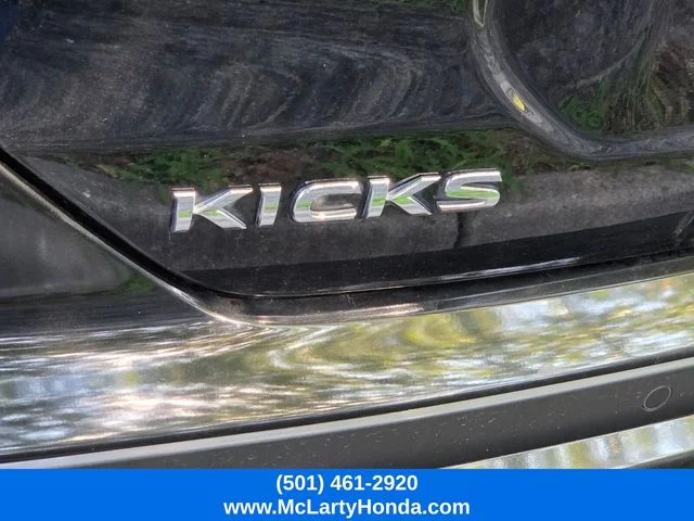 Used 2023 Super Black Nissan SV image 9