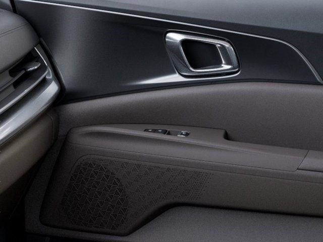 New 2026 White Kia LXS image 21